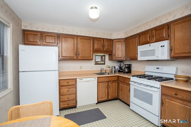 1301 Metacomet Drive 1301, Meriden, CT 06450