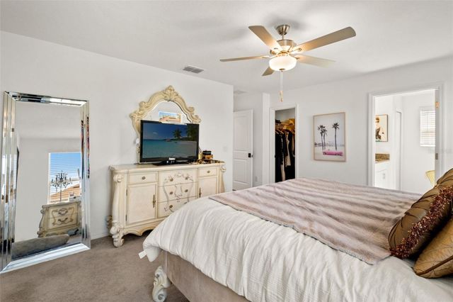 6744 BACK FORTY LOOP, Zephyrhills, FL 33541