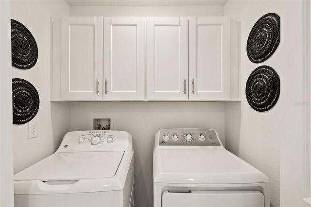 6744 BACK FORTY LOOP, Zephyrhills, FL 33541