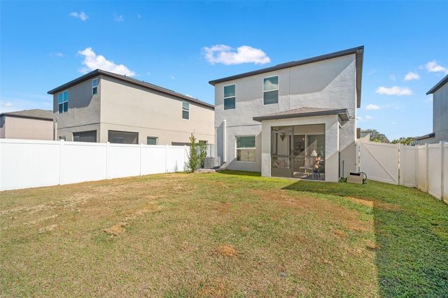 6744 BACK FORTY LOOP, Zephyrhills, FL 33541