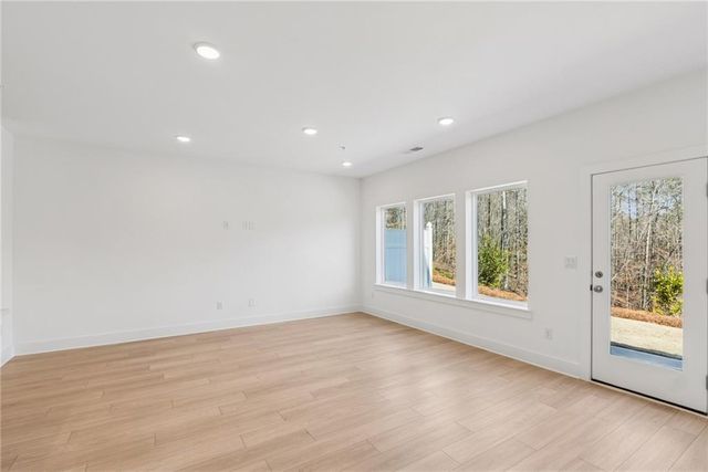 450 Laurelwood Lane, Canton, GA 30114