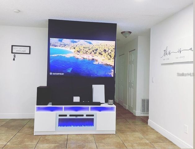 11331 CARDIFF DRIVE, Orlando, FL 32837