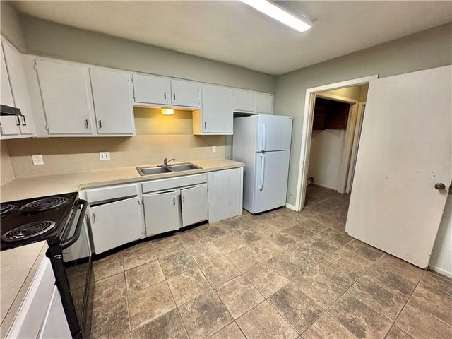 6624 Hardwick Dr, Corpus Christi, TX 78412
