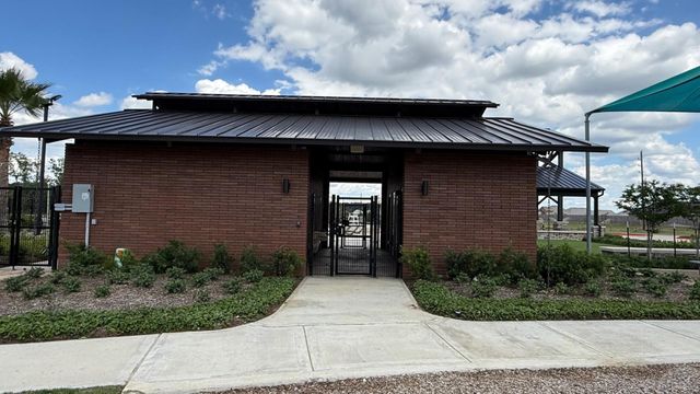 21443 Gazania Daisy Lane, Tomball, TX 77377