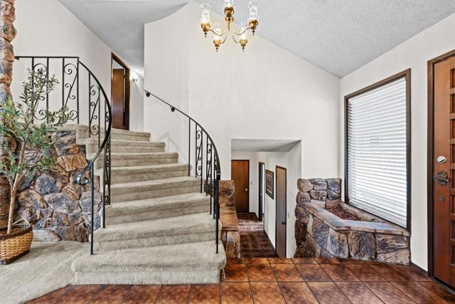 11900 Old Coach Road, Gilroy, CA 95020