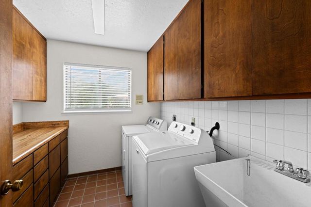 11900 Old Coach Road, Gilroy, CA 95020