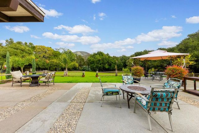 11900 Old Coach Road, Gilroy, CA 95020