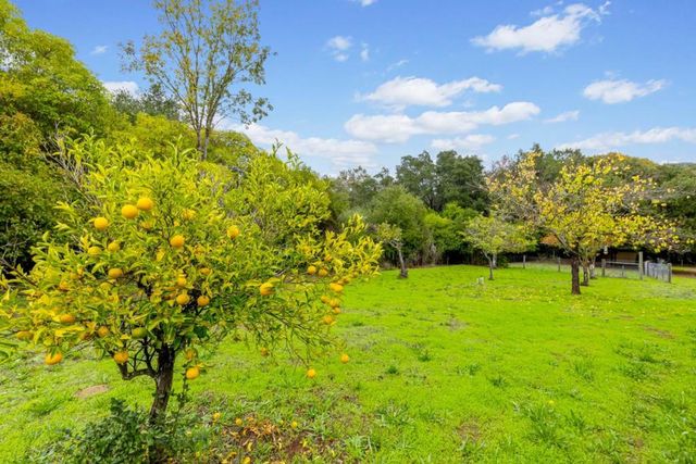 11900 Old Coach Road, Gilroy, CA 95020