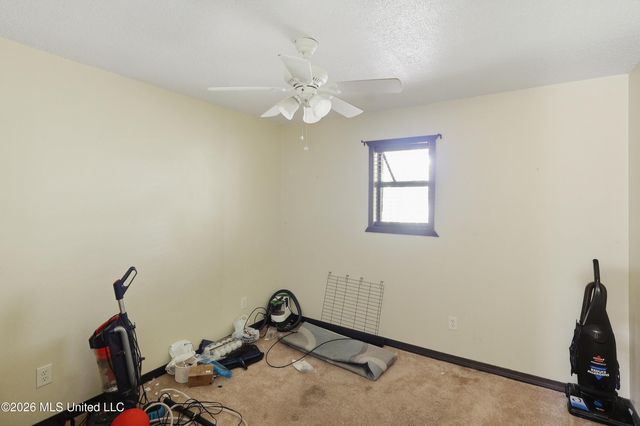 1511 Pawnee Street, Pascagoula, MS 39581