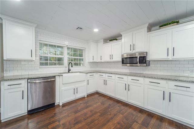 1621 Camellia Drive, Waycross, GA 31501