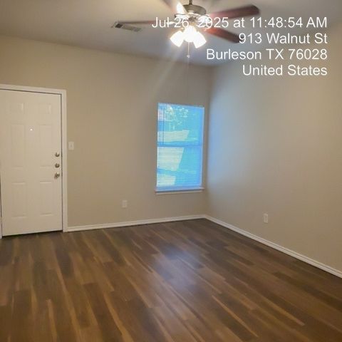 913 Walnut, Burleson, TX 76028