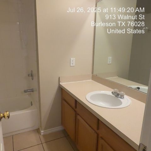 913 Walnut, Burleson, TX 76028