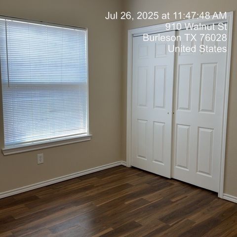 913 Walnut, Burleson, TX 76028