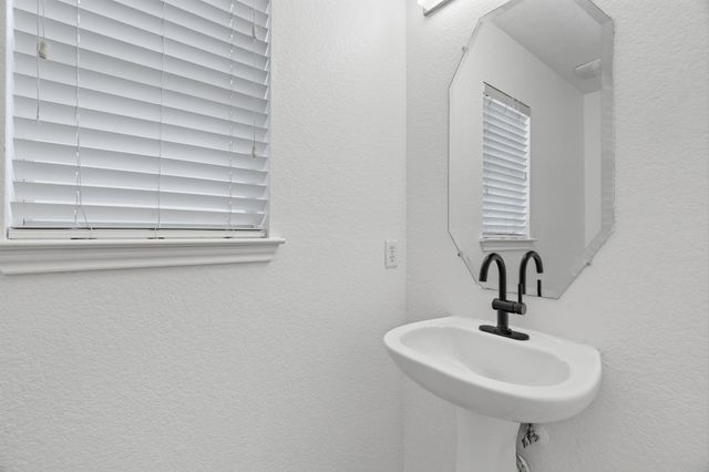 2301 Melissa Oaks LN, Austin, TX 78744
