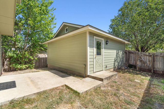 2301 Melissa Oaks LN, Austin, TX 78744