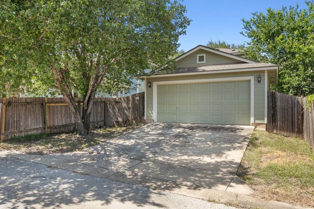 2301 Melissa Oaks LN, Austin, TX 78744