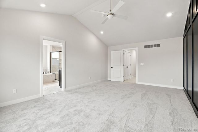 4075 Blossom Drive, Sterling Heights, MI 48314