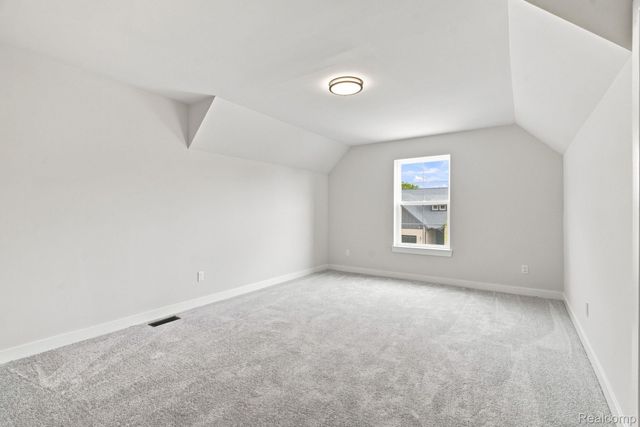 4075 Blossom Drive, Sterling Heights, MI 48314