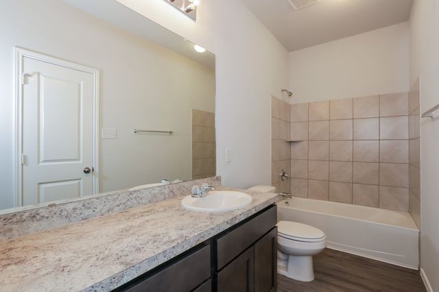 5513 Shore Point, Fort Worth, TX 76119