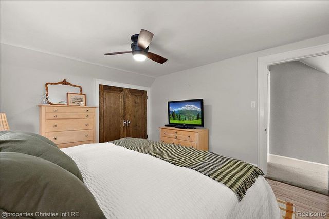 836 Edgewood Drive, Royal Oak, MI 48067
