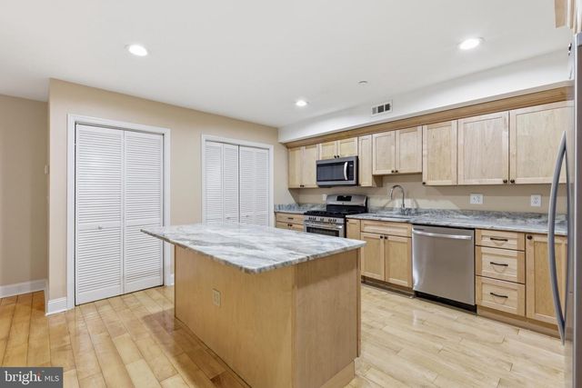 206 MORGAN ST NW, Washington, DC 20001