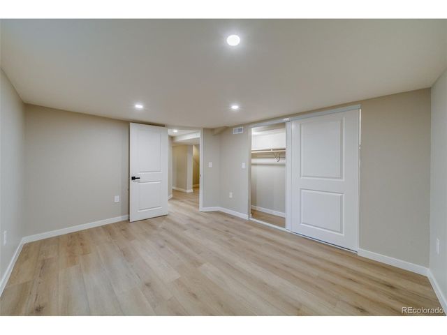 1528 Lamplighter Dr, Longmont, CO 80504