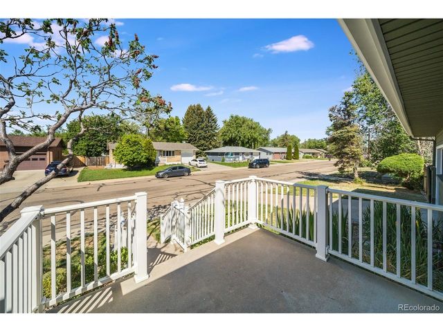 1528 Lamplighter Dr, Longmont, CO 80504