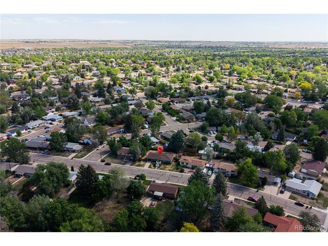 1528 Lamplighter Dr, Longmont, CO 80504