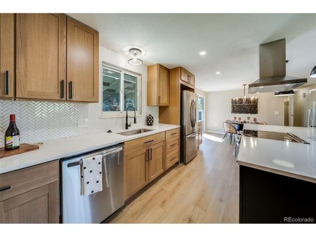 1528 Lamplighter Dr, Longmont, CO 80504