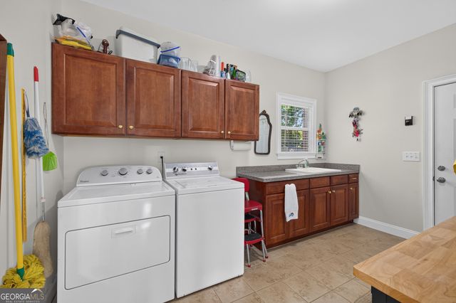 1200 Woodlawn Road, Mansfield, GA 30055