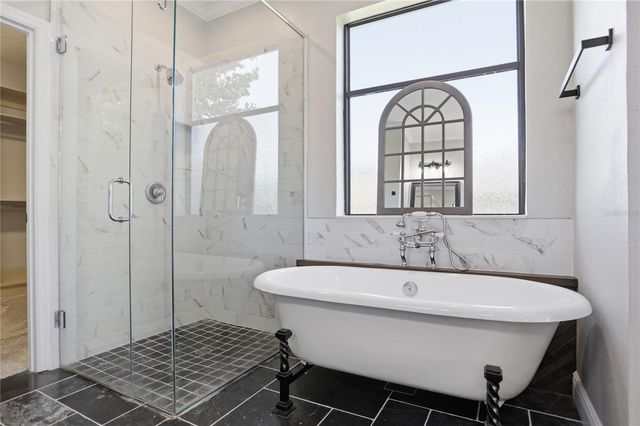 8 WINTERS LANDING DRIVE, Oakland, FL 34787