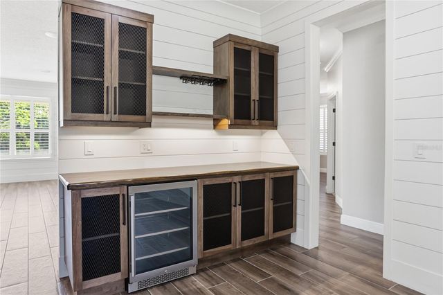 8 WINTERS LANDING DRIVE, Oakland, FL 34787