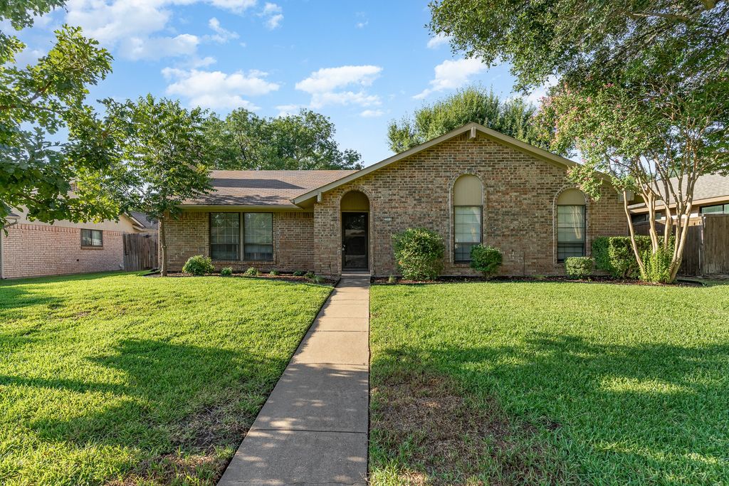 2311 Lawnmeadow Drive, Richardson, TX 75080