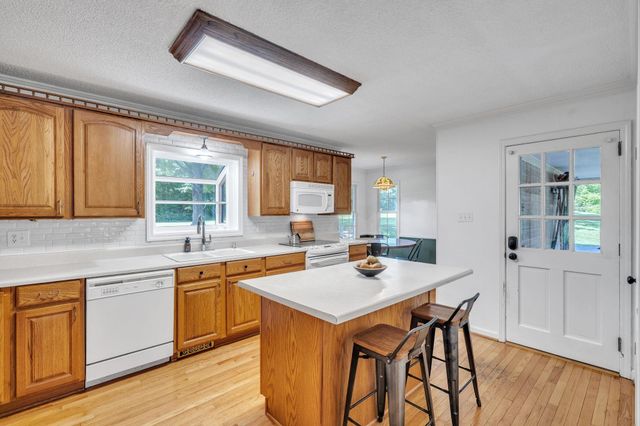 241 Rector Roads, Inman, SC 29349