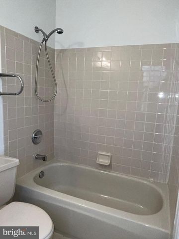 15 HALSTEAD PL, Princeton, NJ 08540