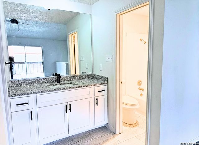 10527 Perrin Beitel Rd Apt D207, San Antonio, TX 78217