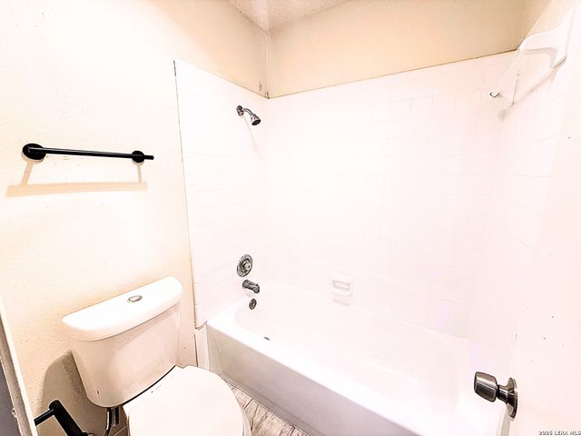 10527 Perrin Beitel Rd Apt D207, San Antonio, TX 78217
