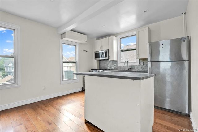 85-36 112th Street, Richmond Hill, NY 11418