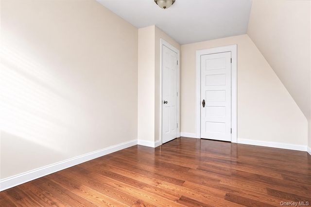 85-36 112th Street, Richmond Hill, NY 11418