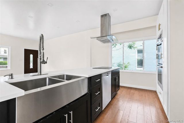 85-36 112th Street, Richmond Hill, NY 11418