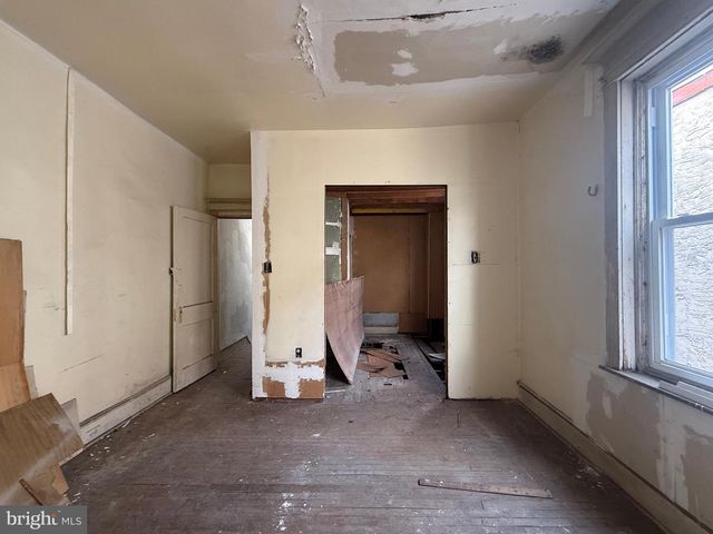 209 S 60TH ST, Philadelphia, PA 19139