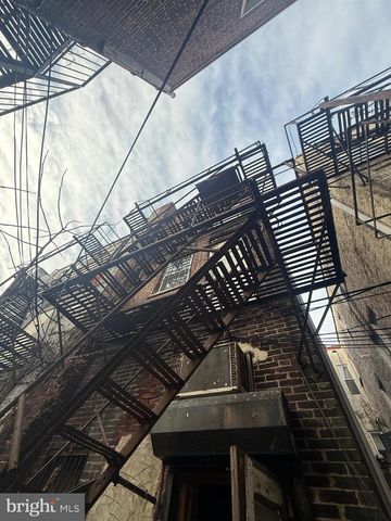 209 S 60TH ST, Philadelphia, PA 19139