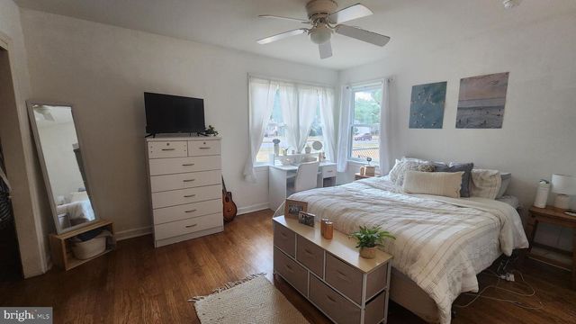 211 UNIVERSITY BLVD, Glassboro, NJ 08028