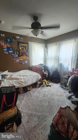 211 UNIVERSITY BLVD, Glassboro, NJ 08028