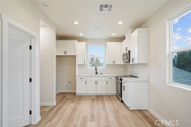 243 E 3rd Street, Tracy, CA 95376