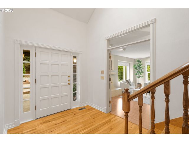 2636 Sw 64TH Pl, Portland, OR 97225