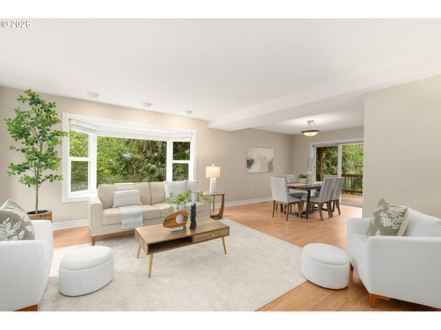 2636 Sw 64TH Pl, Portland, OR 97225