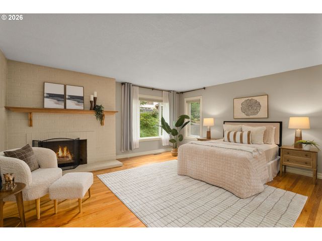2636 Sw 64TH Pl, Portland, OR 97225