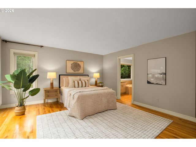 2636 Sw 64TH Pl, Portland, OR 97225