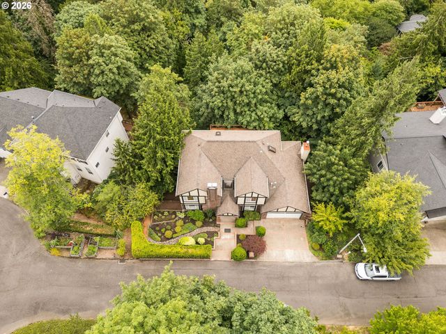 2636 Sw 64TH Pl, Portland, OR 97225